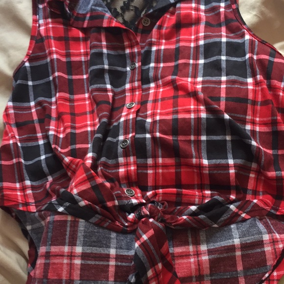 Read and plaid button down with tie - Picture 2 of 3